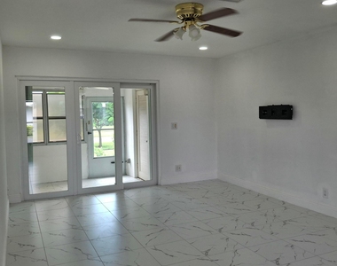 2739 Emory Drive W - Photo Thumbnail 1