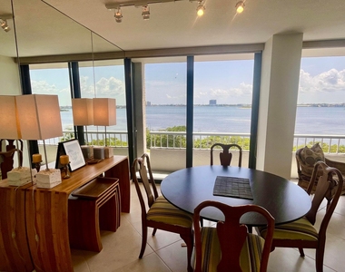 5550 N Ocean Drive - Photo Thumbnail 9
