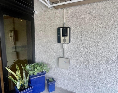 5550 N Ocean Drive - Photo Thumbnail 53
