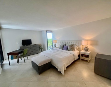 5550 N Ocean Drive - Photo Thumbnail 26