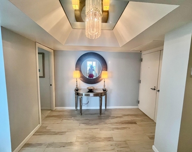 5550 N Ocean Drive - Photo Thumbnail 23