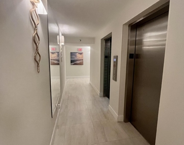 5550 N Ocean Drive - Photo Thumbnail 42