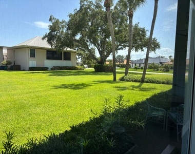 3 Se Turtle Creek Drive - Photo Thumbnail 12