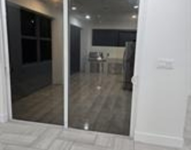 184 Ave Del Centro - Photo Thumbnail 4