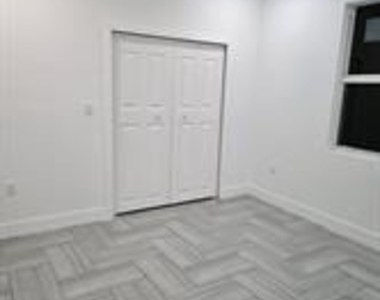 184 Ave Del Centro - Photo Thumbnail 7