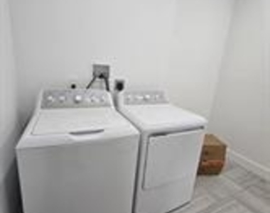 184 Ave Del Centro - Photo Thumbnail 16