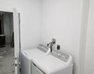 184 Ave Del Centro - Photo Thumbnail 17