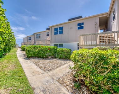 1501 Ne Ocean Boulevard - Photo Thumbnail 4