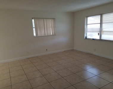 4934 Nw 55th Court - Photo Thumbnail 5