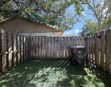 1104 Goldenrod Road - Photo Thumbnail 14