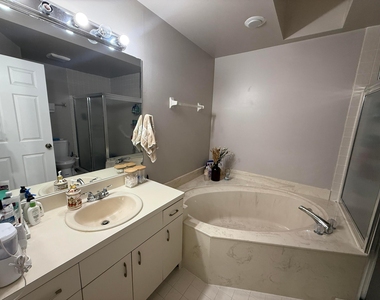 13025 Meadowbreeze Drive - Photo Thumbnail 28