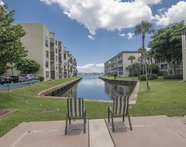 890 N Federal Highway - Photo Thumbnail 42