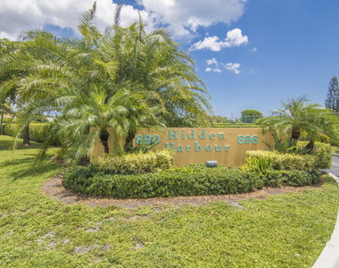 890 N Federal Highway - Photo Thumbnail 45