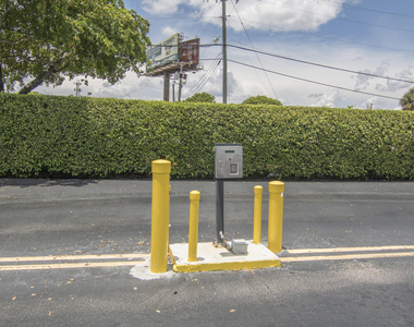 890 N Federal Highway - Photo Thumbnail 40