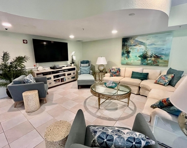 370 Golfview Road - Photo Thumbnail 38