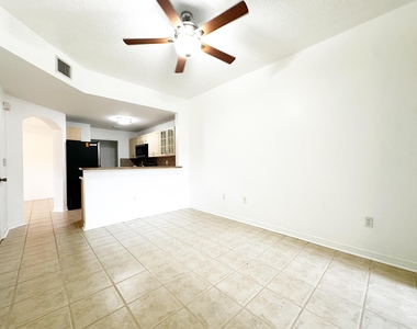 614 Sw 106th Avenue - Photo Thumbnail 3
