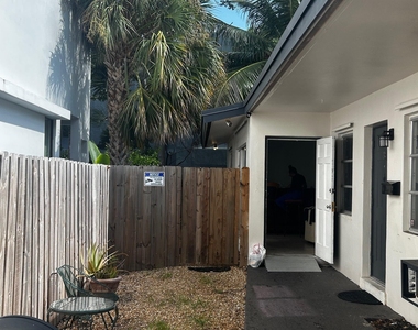 1213 Se 1st Street - Photo Thumbnail 2