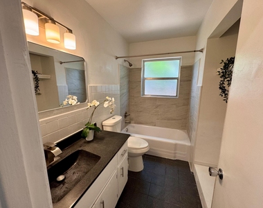 1213 Se 1st Street - Photo Thumbnail 7
