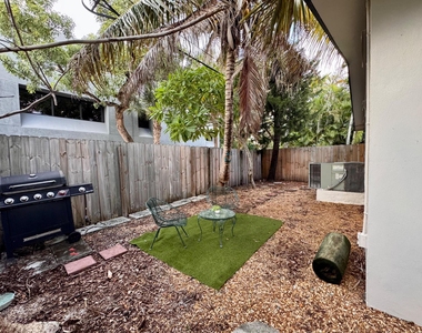 1213 Se 1st Street - Photo Thumbnail 6