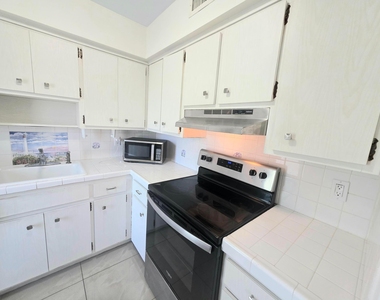 777 Se 2nd Avenue - Photo Thumbnail 13