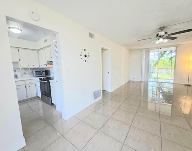 777 Se 2nd Avenue - Photo Thumbnail 2