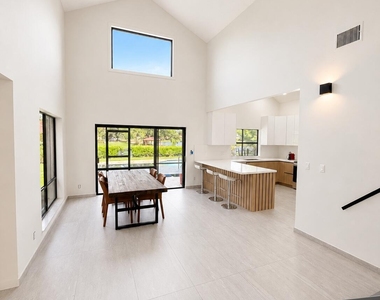 1640 Sw 120th Terrace - Photo Thumbnail 4