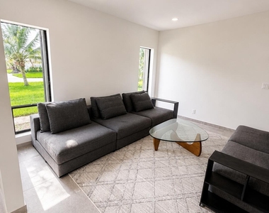 1640 Sw 120th Terrace - Photo Thumbnail 8