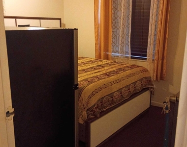 2871 Somerset Drive - Photo Thumbnail 4
