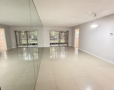 301 Norwood Terrace - Photo Thumbnail 6