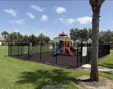 9322 Treasure Coast Street - Photo Thumbnail 24