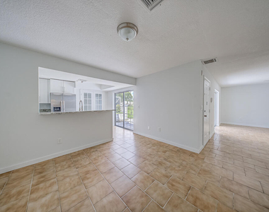 12037 Basin Street N - Photo Thumbnail 6