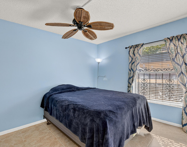 265 Se 10th Street - Photo Thumbnail 24