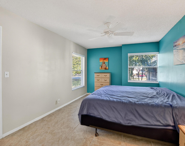265 Se 10th Street - Photo Thumbnail 20