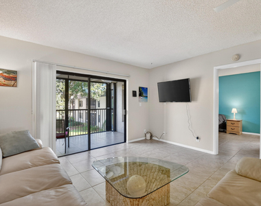 265 Se 10th Street - Photo Thumbnail 10