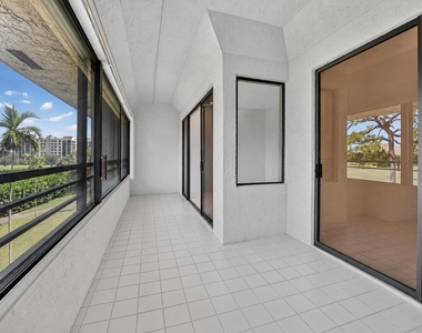 7460 La Paz Boulevard - Photo Thumbnail 11
