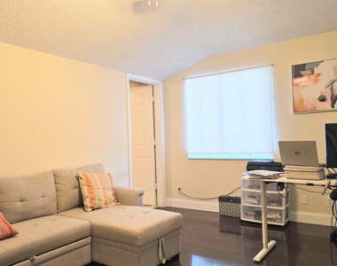 6241 Nw 74th Court - Photo Thumbnail 14
