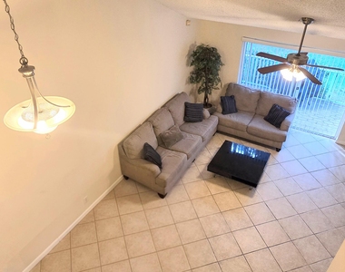 6241 Nw 74th Court - Photo Thumbnail 8