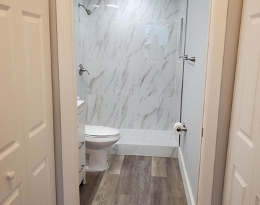 8070 N Nob Hill Road - Photo Thumbnail 8