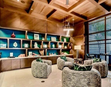 5875 Collins Avenue - Photo Thumbnail 13