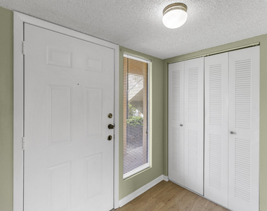 5200 Nw 31st Avenue - Photo Thumbnail 8