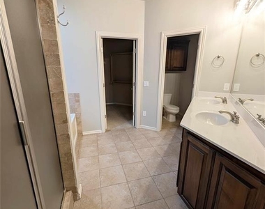 19100 Canyon Creek Place - Photo Thumbnail 9