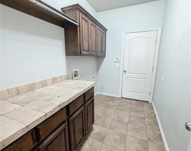 19100 Canyon Creek Place - Photo Thumbnail 16