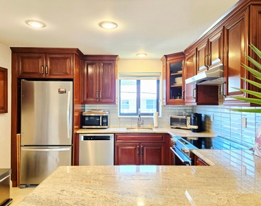 50 Se 12th Street - Photo Thumbnail 2