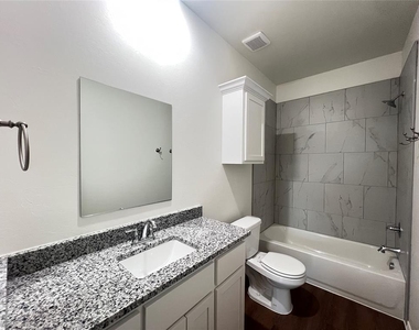 10622 Sw 17th Terrace - Photo Thumbnail 10