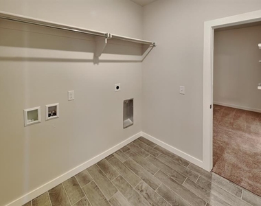 4517 Ne 124th Street - Photo Thumbnail 13
