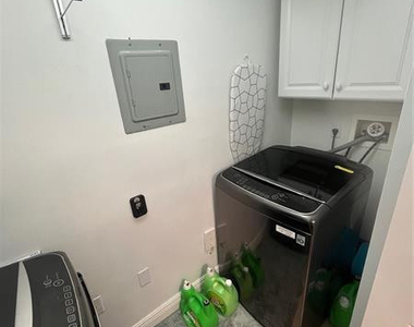 5051 Wiles Road - Photo Thumbnail 13