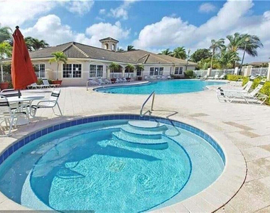 5051 Wiles Road - Photo Thumbnail 17