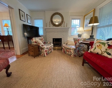 218 Circle Avenue - Photo Thumbnail 8