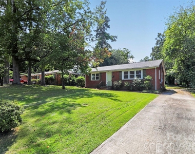 4914 Unaka Avenue - Photo Thumbnail 17