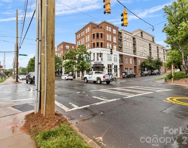 1315 East Boulevard - Photo Thumbnail 13